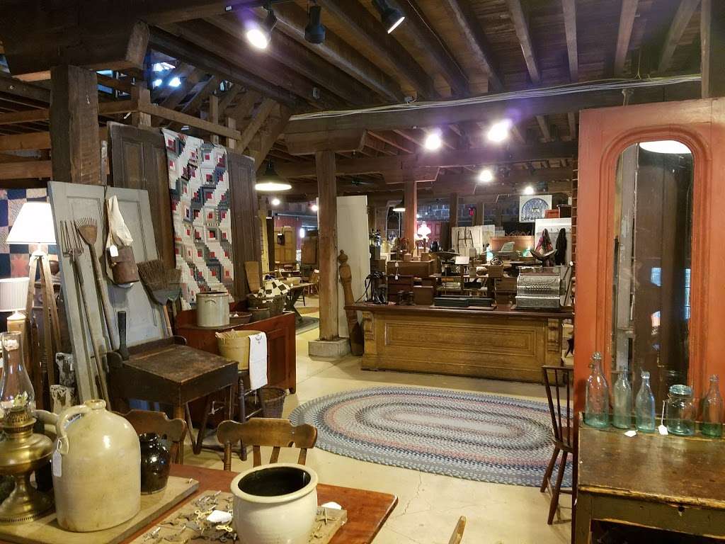 Royal Port Antiques | 13 Market St, Salem, NJ 08079, USA | Phone: (856) 339-0400