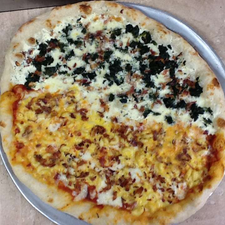 Mikes Deli & Pizza | 1316, 135 Union St, Montgomery, NY 12549, USA | Phone: (845) 457-5411