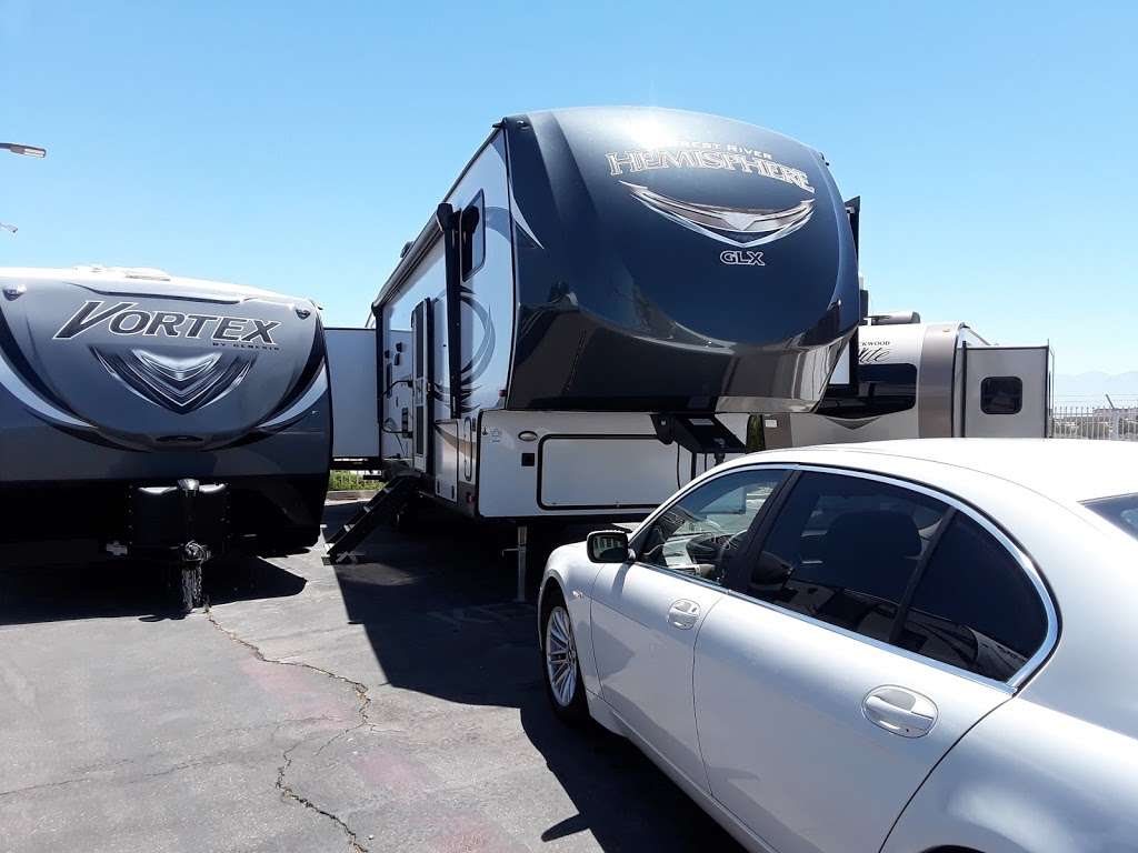 Major RV Sales | 13774 Main St, Hesperia, CA 92345, USA | Phone: (760) 244-0224