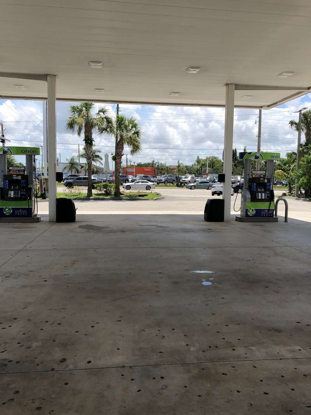 Orion Fuels 10th Avenue | 1326 N Military Trl, West Palm Beach, FL 33409, USA | Phone: (561) 689-7909