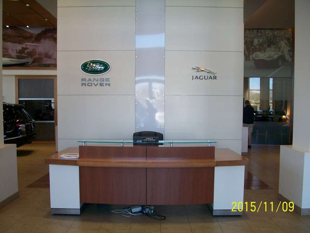 Jaguar Waukesha | 1901 E Moreland Blvd, Waukesha, WI 53186, USA | Phone: (262) 970-5900