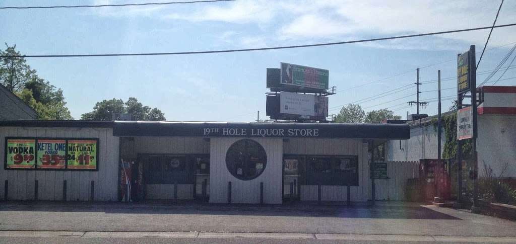 Nineteenth Hole Liquor Store | 826 N Karwick Rd, Michigan City, IN 46360, USA | Phone: (219) 879-2980