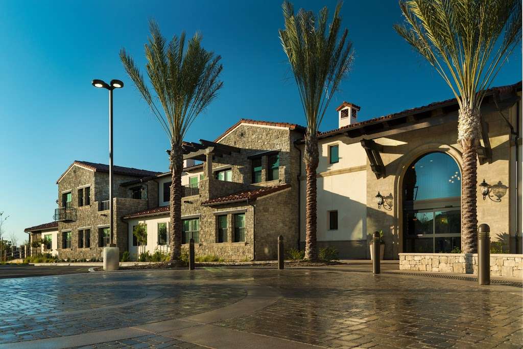 Casa Aldea Senior Living | 14740 Via Fiesta, San Diego, CA 92127 | Phone: (858) 756-9600