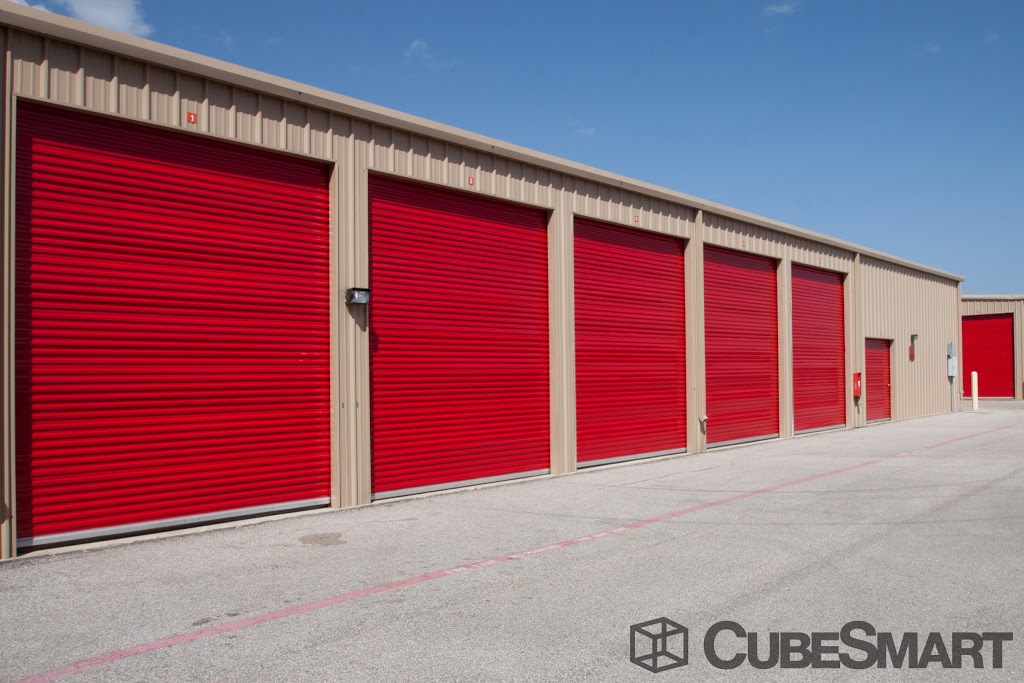 CubeSmart Self Storage | 1919 E Broadway St, Pearland, TX 77581, USA | Phone: (281) 485-5000