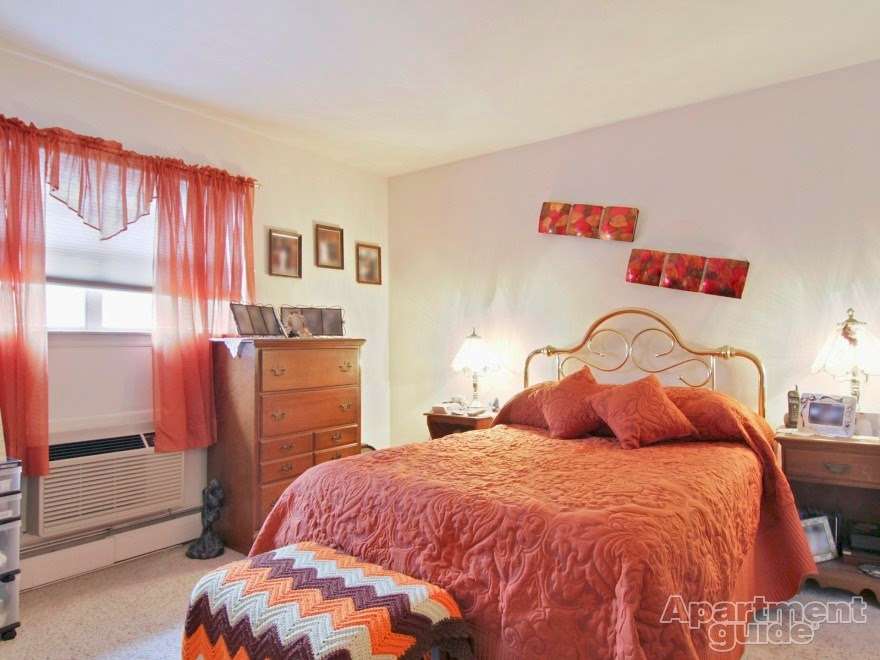 Hillcrest Village Apartments | 74 Sweet Briar Dr #1, Clark, NJ 07066, USA | Phone: (732) 841-5700