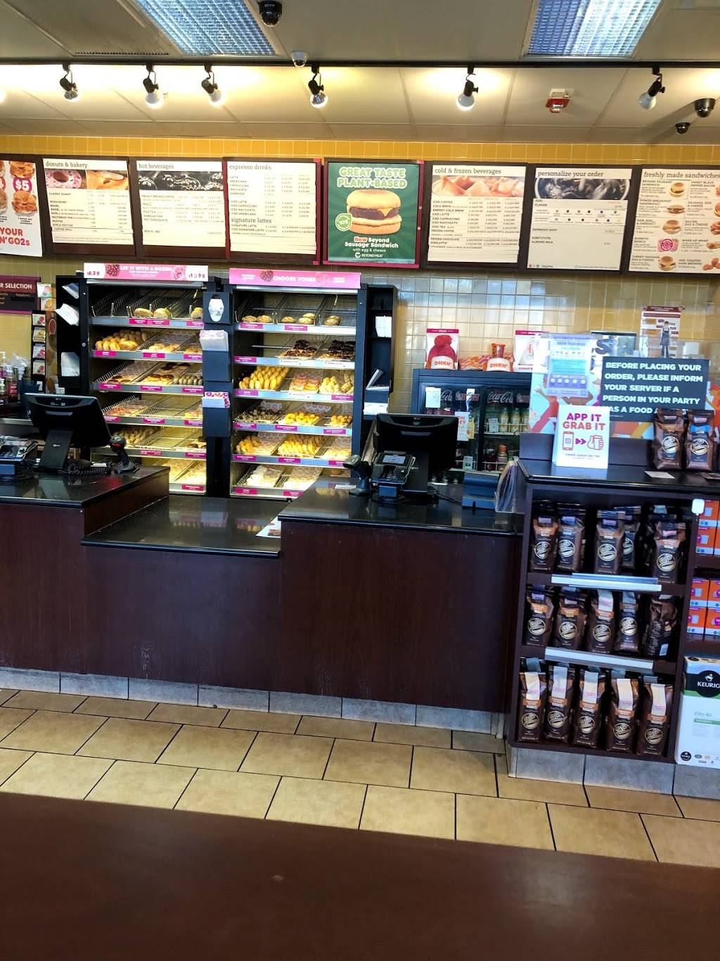 Dunkin | 545 W Craig Rd, North Las Vegas, NV 89032, USA | Phone: (702) 718-5426