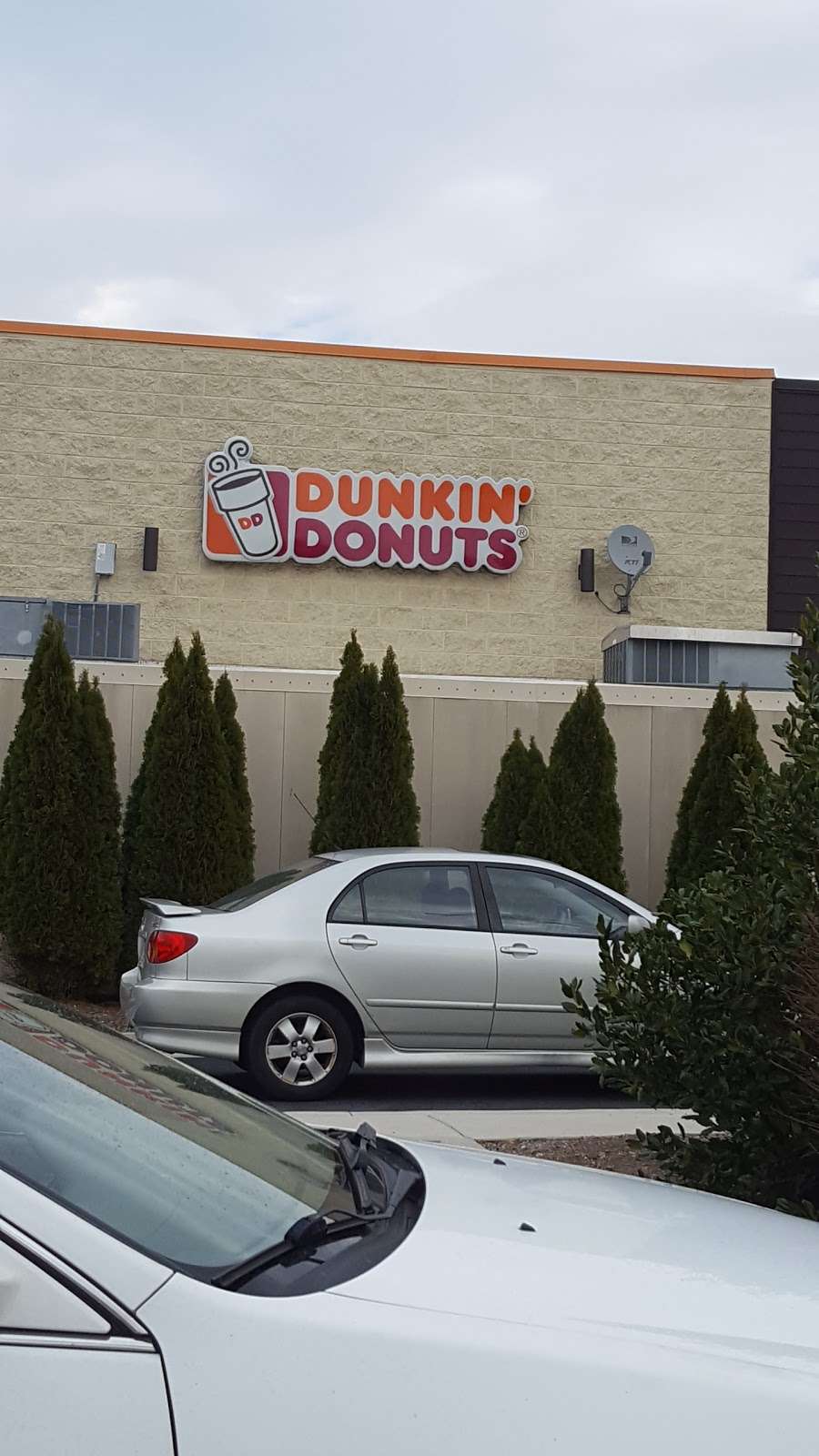 Dunkin Donuts | 1541 Hyde Park Rd, Essex, MD 21221, USA | Phone: (410) 780-3380 Dunkin Donuts | 1541 Hyde Park Rd, Essex, MD 21221, USA | Phone: (410) 780-3380