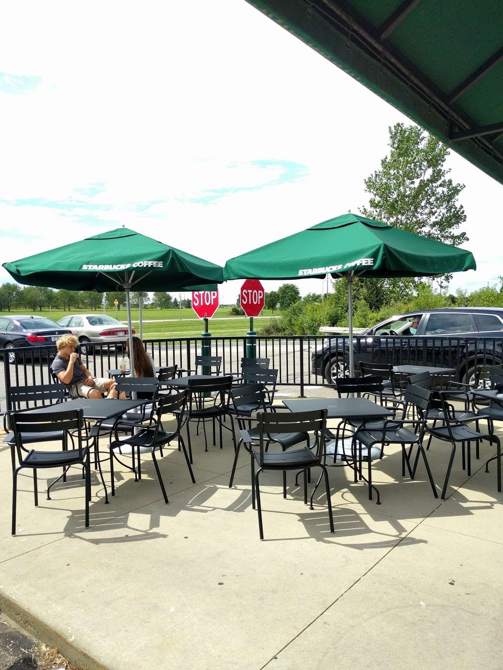 Starbucks | 1741 E Geneva St Unit A, Delavan, WI 53115 | Phone: (262) 740-0223