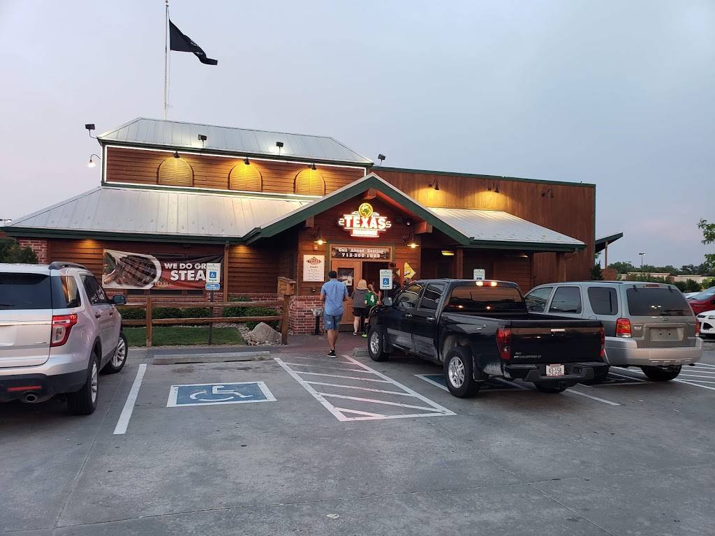 Texas Roadhouse | 3231 S 24th St, Council Bluffs, IA 51503 | Phone: (712) 366-1068