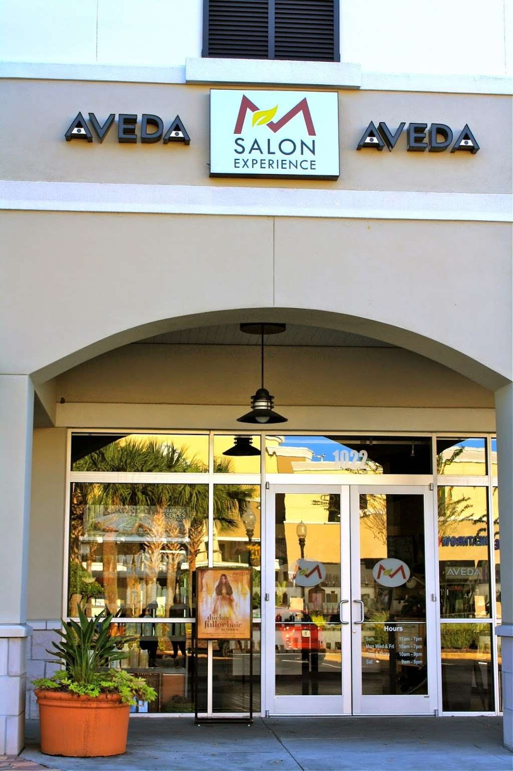 M Salon Lake Mary-Aveda | 1120 Townpark Ave #1022, Lake Mary, FL 32746 | Phone: (407) 878-3722