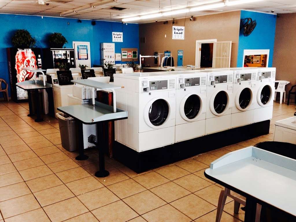 Wash N Wear Laundromat | 1640 N Scottsdale Rd, Tempe, AZ 85281, USA | Phone: (480) 387-2300