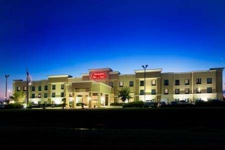 Hampton Inn & Suites Houston - Rosenberg | 3312 Vista Dr, Rosenberg, TX 77471, USA | Phone: (281) 341-9393