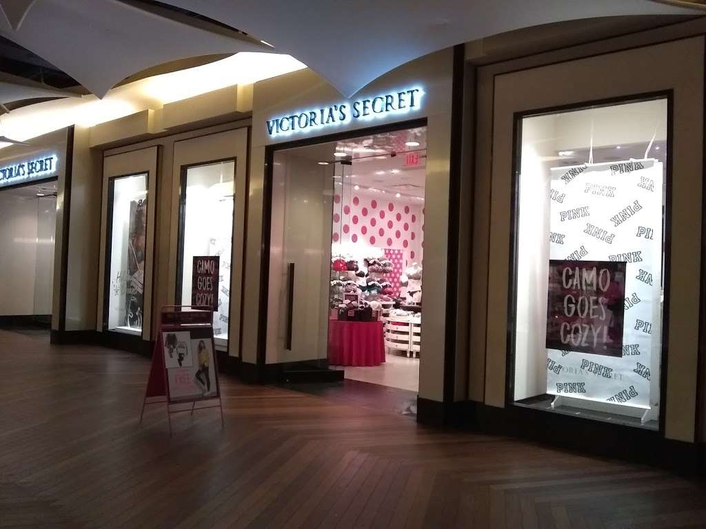 Victorias Secret & PINK | 1 Atlantic, S Ocean Ave #212, Atlantic City, NJ 08401, USA | Phone: (609) 347-6015