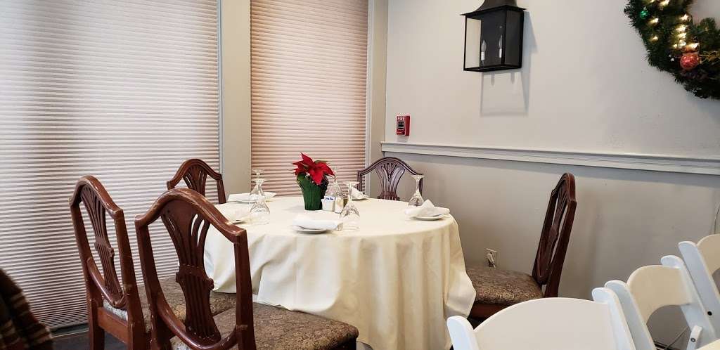 Valley Green Inn | Valley Green Rd, Philadelphia, PA 19128 | Phone: (215) 247-1730