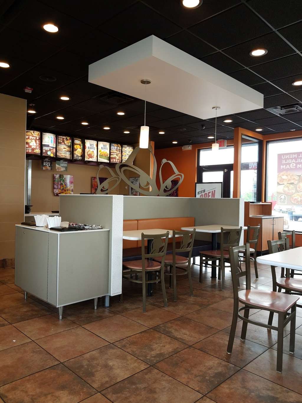 Taco Bell | 5610 Hammonds Mill Rd, Martinsburg, WV 25404, USA | Phone: (681) 242-2875