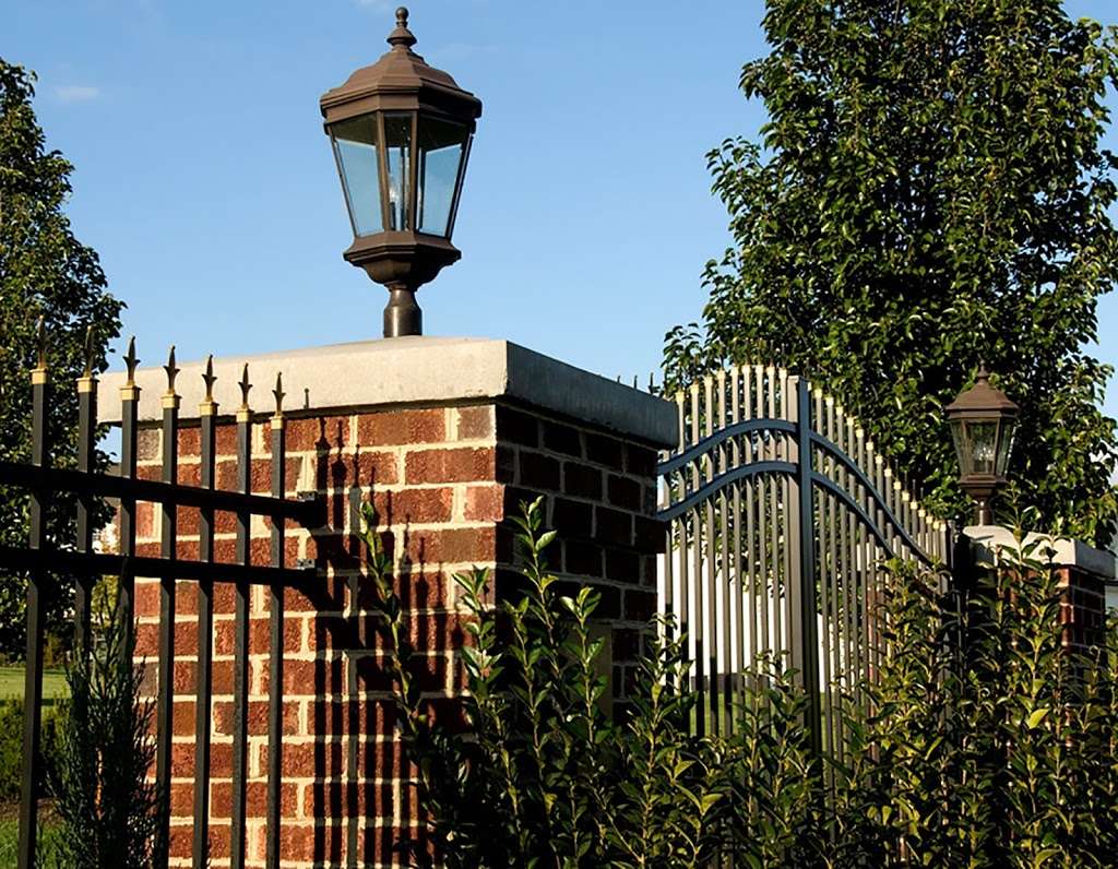 Pro Max Fence Systems | 2621 Centre Ave, Reading, PA 19605, USA | Phone: (610) 685-4300