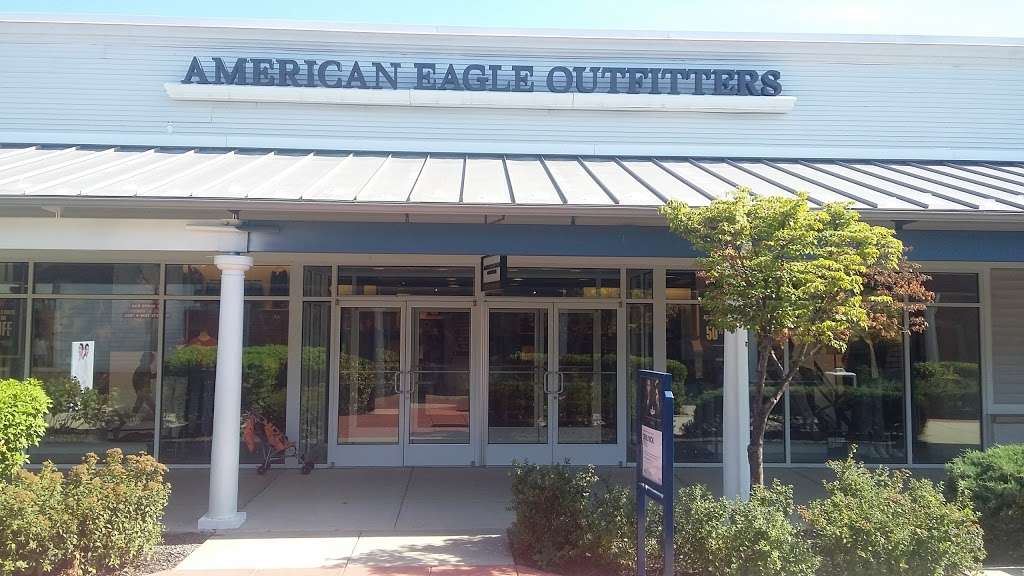 AEO Factory Store | 241 Fort Evans Rd NE #1601, Leesburg, VA 20176, USA | Phone: (703) 669-8161