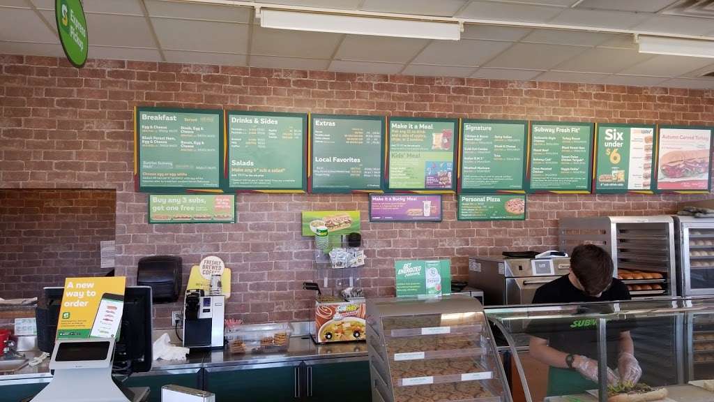 Subway | 734 S Sylvania Ave, Sturtevant, WI 53177, USA | Phone: (262) 886-4690