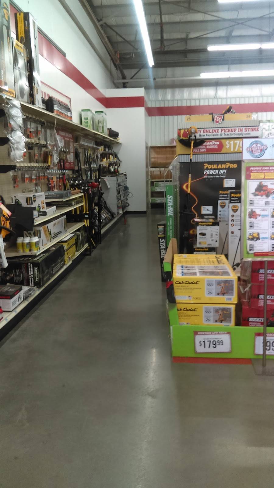Tractor Supply Co. | 2100 W N Service Rd, West Memphis, AR 72301, USA | Phone: (870) 735-5841