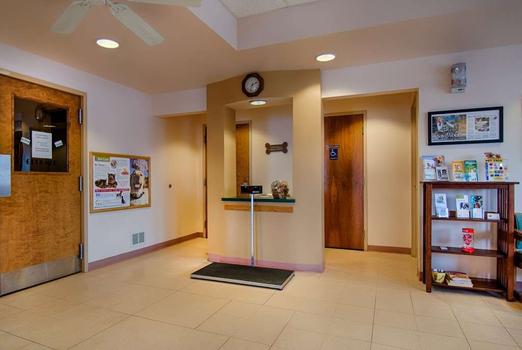 Essington Road Animal Hospital | 1914 Essington Rd, Joliet, IL 60435, USA | Phone: (815) 439-2323