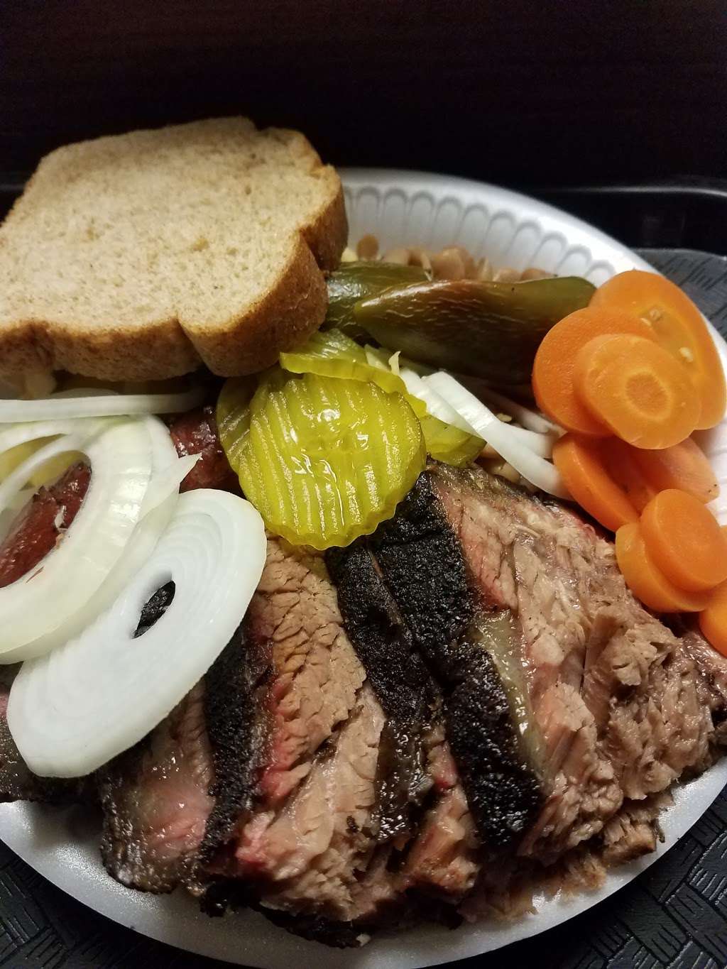 Augies Alamo City BBQ Steakhouse | 909 Broadway St, San Antonio, TX 78215, USA | Phone: (210) 314-3596