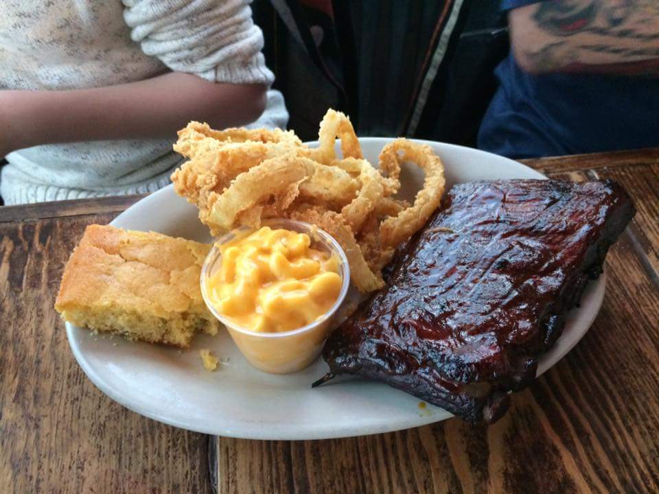 Barbecue and Bourbon | 1414 N Main St, Speedway, IN 46224, USA | Phone: (317) 241-6940