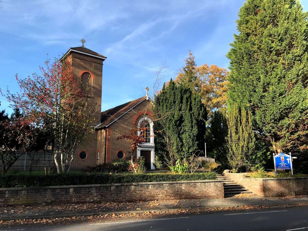 St Anns R C Church | St Anns House, Kingston Hill, Kingston upon Thames KT2 7LX, UK | Phone: 020 8546 8732