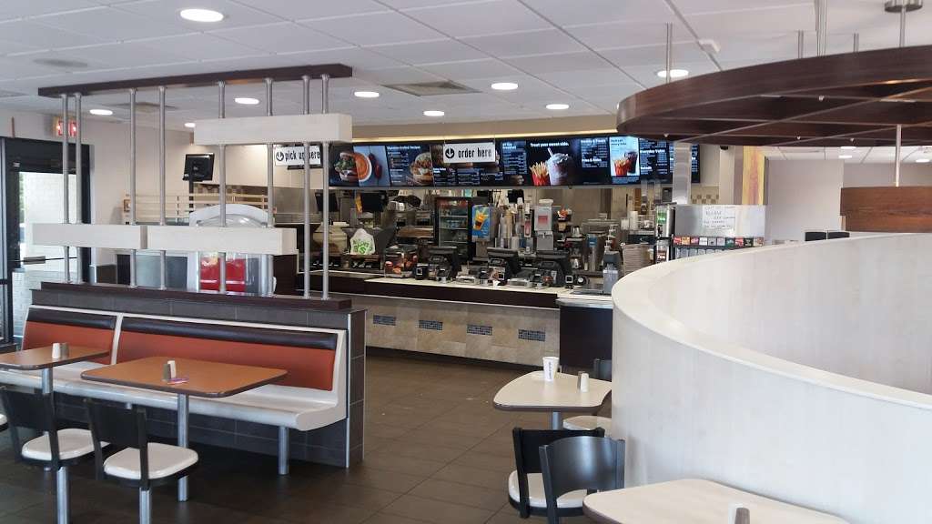 McDonalds | 3808 E Lincoln Hwy, Thorndale, PA 19372, USA | Phone: (610) 269-9618