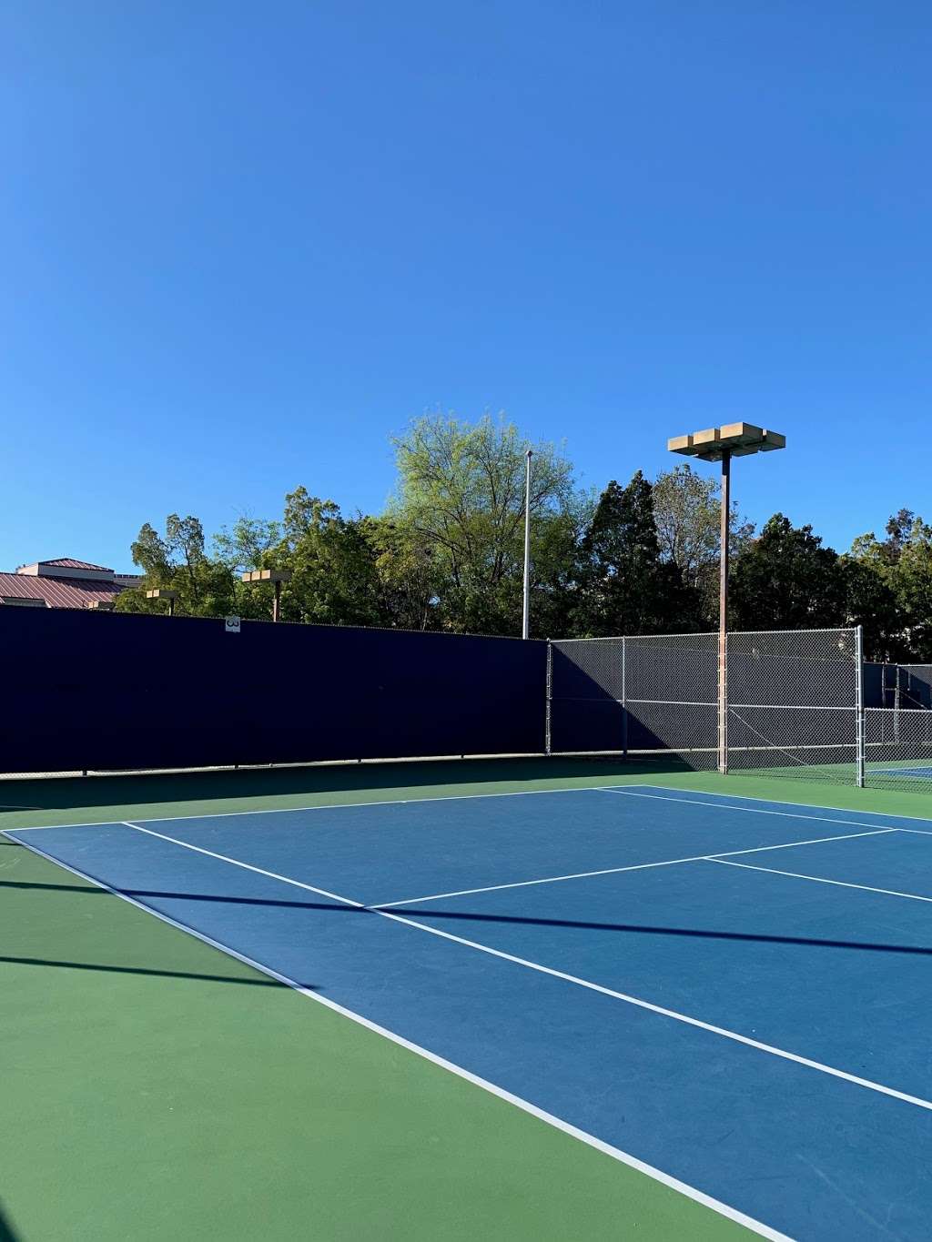 Kacper Owsian Tennis Coach | 333 S Barrington Ave, Los Angeles, CA 90049, United States | Phone: (310) 709-4512