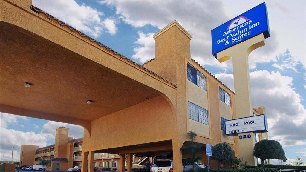 Americas Best Value Inn & Suites Anaheim | 328 N Stanton Ave, Anaheim, CA 92801, USA | Phone: (714) 229-0101