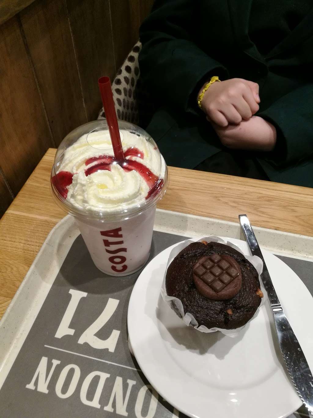 Costa Coffee (New Malden) | 123 High St, New Malden KT3 4BP, UK | Phone: 020 8605 0452