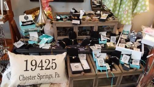 Fox and Phoenix Gift Market | Westside Village, 390 Schuylkill Rd, Phoenixville, PA 19460 | Phone: (610) 312-0920