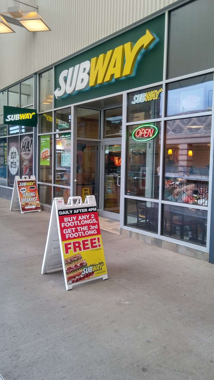 Subway Restaurants | 1 Ridge Hill Boulevard, Yonkers, NY 10710, USA | Phone: (914) 437-7099