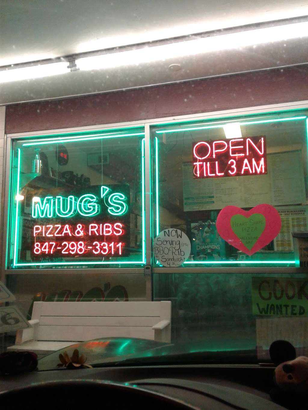 Mugs Pizza and Ribs | 600 E Central Rd, Des Plaines, IL 60016, USA | Phone: (847) 298-3311