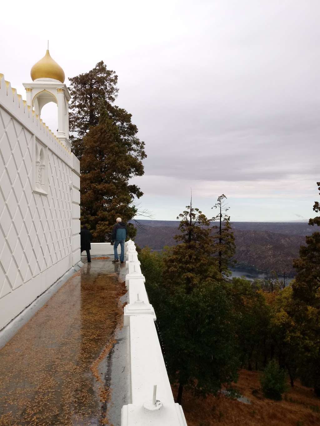 Mozumdar Temple | 865 Mozumdar Dr, Crestline, CA 92325