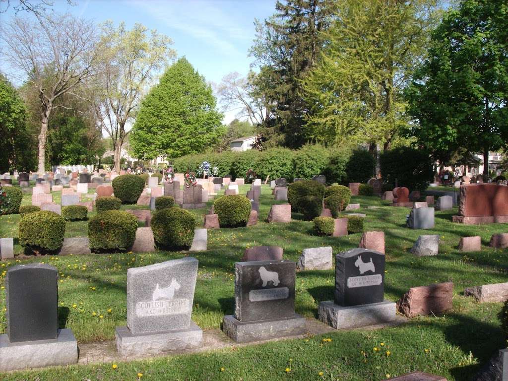 Hinsdale Animal Cemetery and Crematory | 6400 Bentley Ave, Willowbrook, IL 60527 | Phone: (630) 323-5120