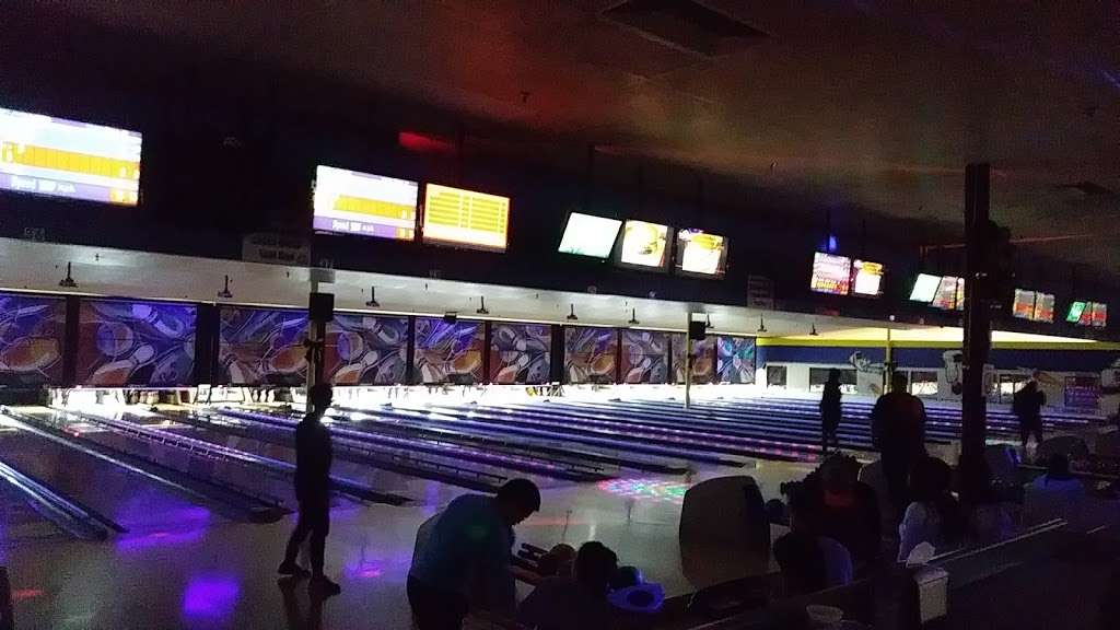 Bandera Bowling Center | 6700 Huebner Rd, Leon Valley, TX 78238 | Phone: (210) 523-1716