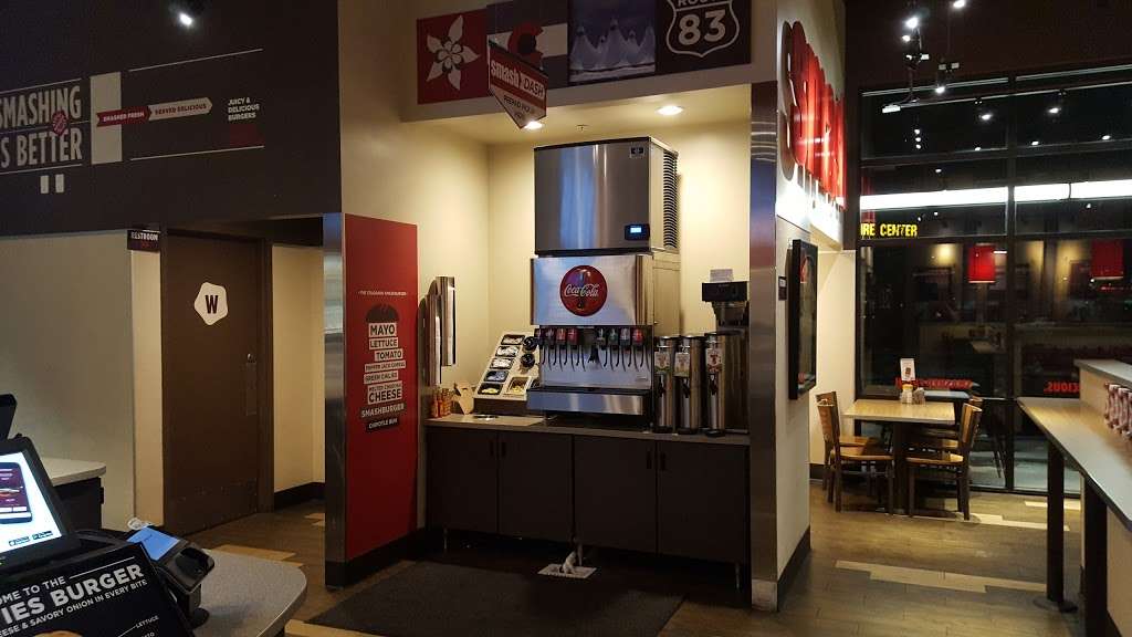 Smashburger | 15795 E Arapahoe Rd Ste. D, Centennial, CO 80016, USA | Phone: (303) 225-9883