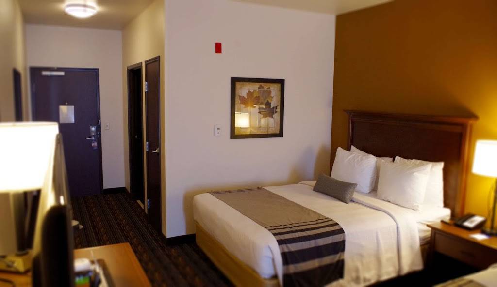 Best Western Plus Lincoln Inn & Suites | 2201 Wildcat Cir, Lincoln, NE 68521, USA | Phone: (402) 438-0088