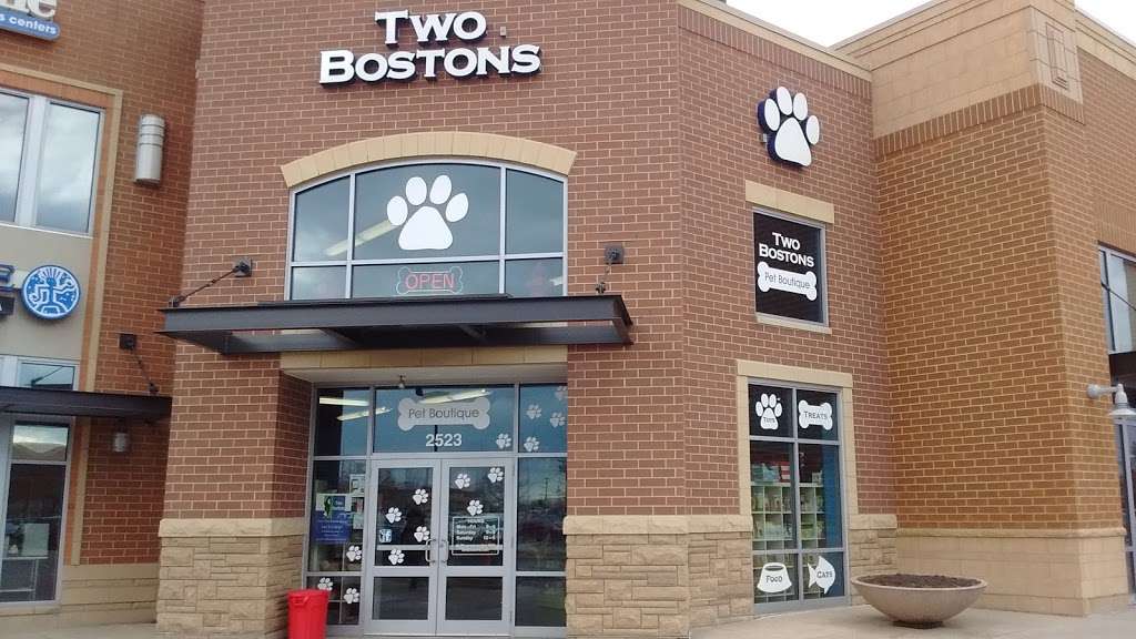 Two Bostons | 2523 W 75th St, Naperville, IL 60540, USA | Phone: (630) 305-0150