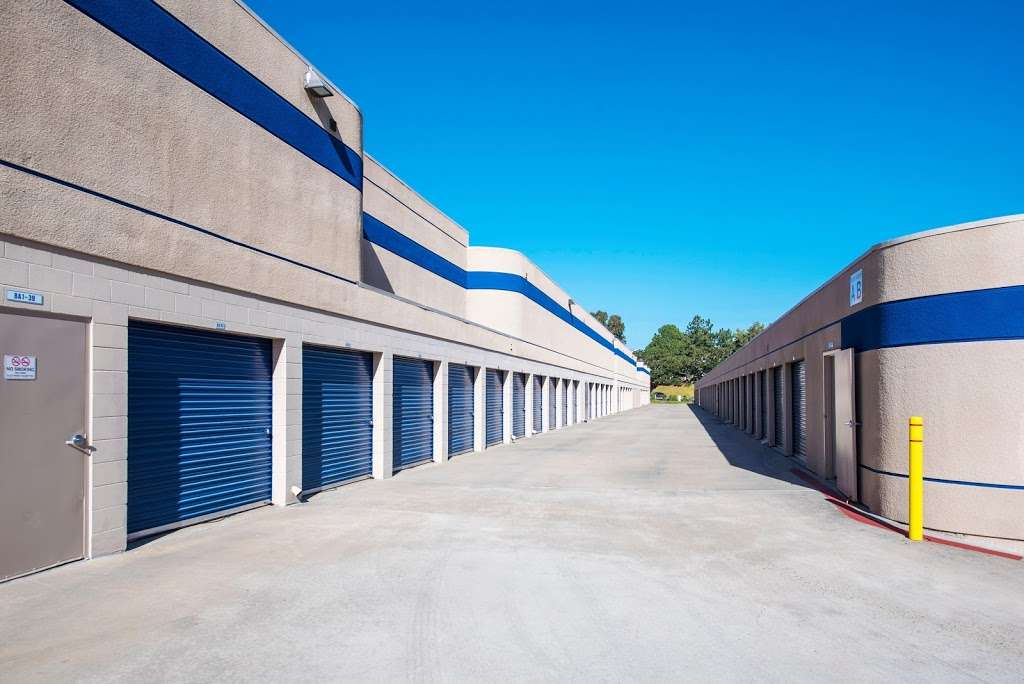 Mira Mesa Self Storage | 7044 Flanders Dr, San Diego, CA 92121, USA | Phone: (858) 362-3610