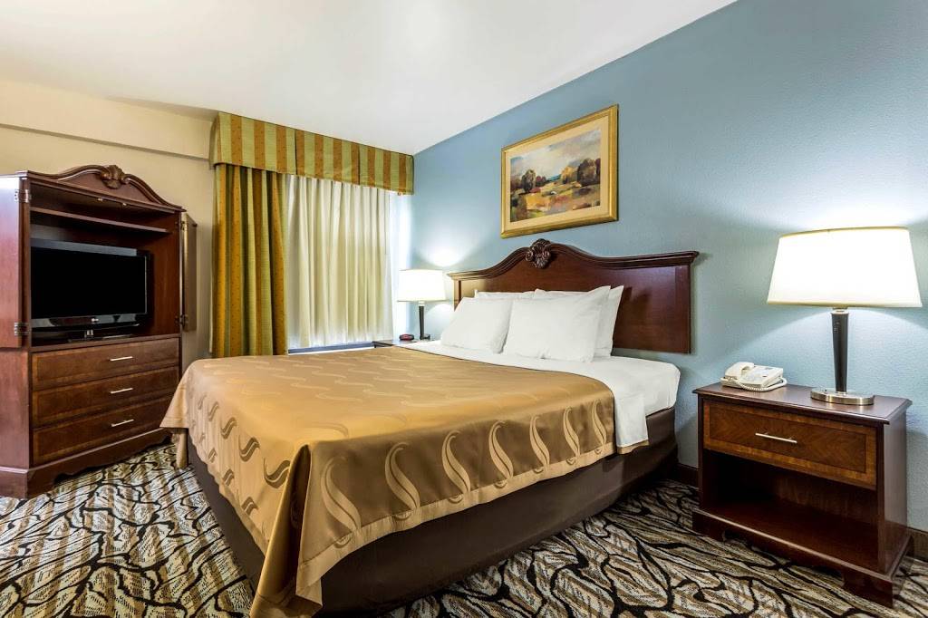 Quality Inn At The Park | 3560 Lakemont Blvd, Fort Mill, SC 29708, USA | Phone: (803) 548-0100