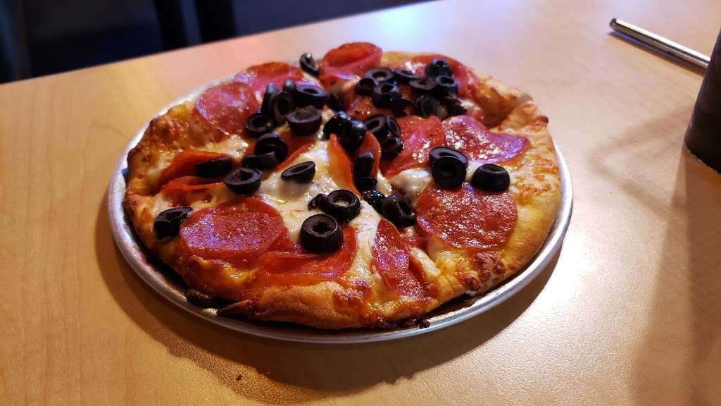 Zitos Pizza | 1716 W Chapman Ave, Orange, CA 92868, USA | Phone: (714) 939-1111