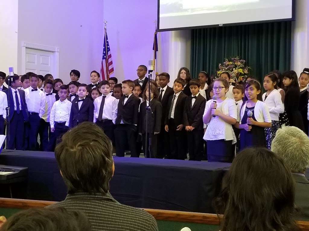 Houston Robertson Spanish Seventh-day Adventist Church | 4318 Robertson St, Houston, TX 77009, USA | Phone: (713) 695-9915