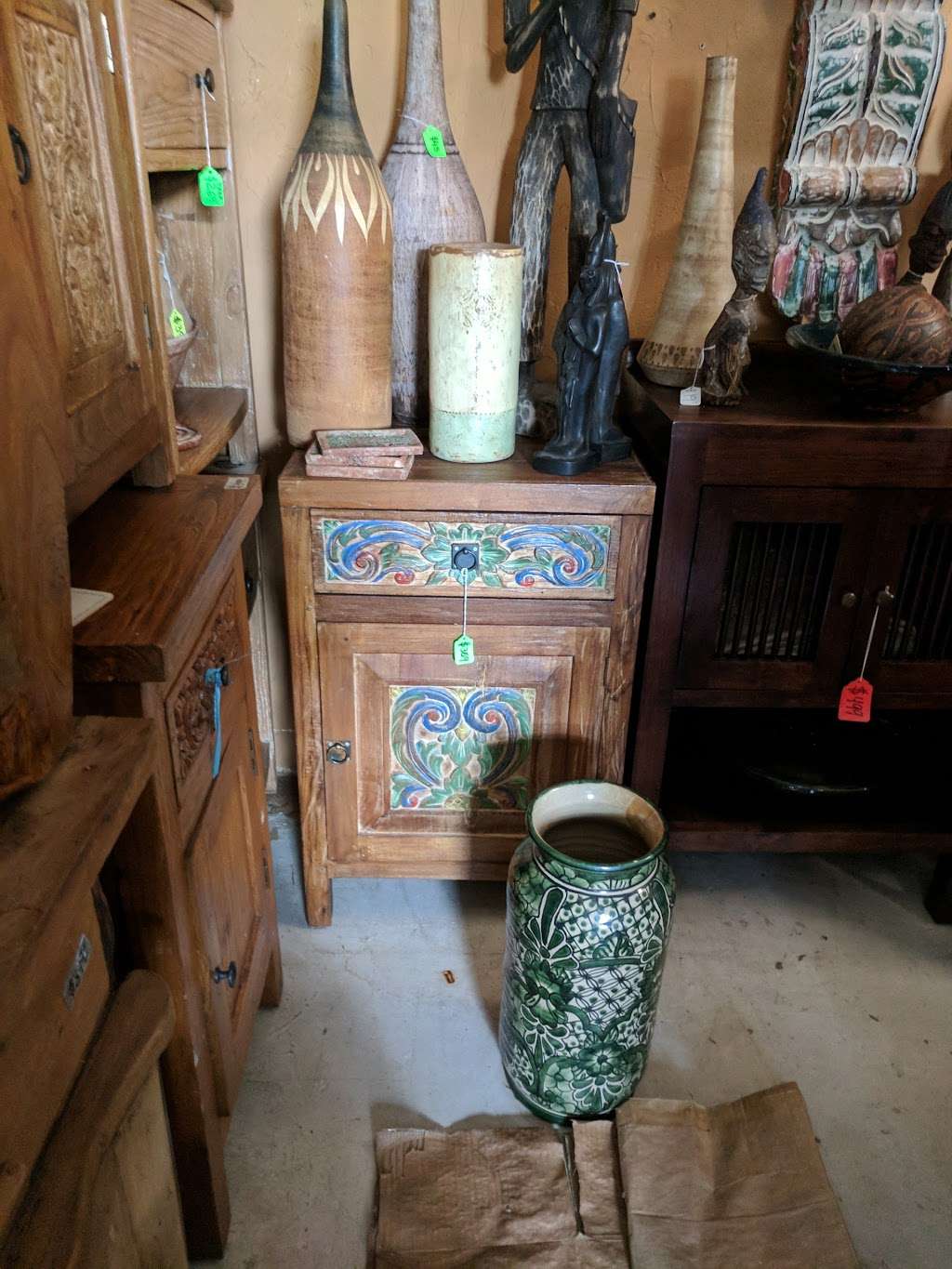 Exotic Furniture & Pottery | 2613 N Federal Hwy, Delray Beach, FL 33483, USA | Phone: (561) 279-1279