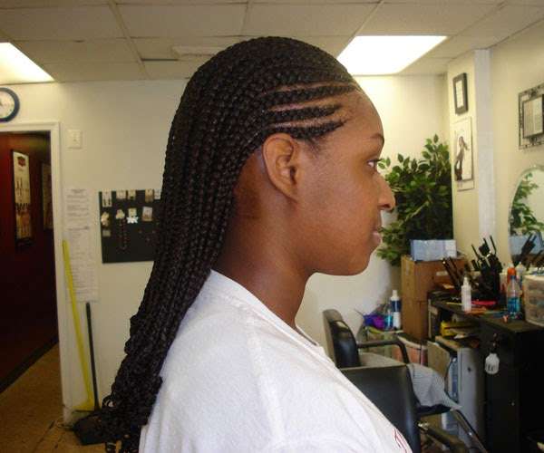 J Donna African Hair Braiding Salon | 393 Red Oak Dr, Stafford, VA 22554, USA