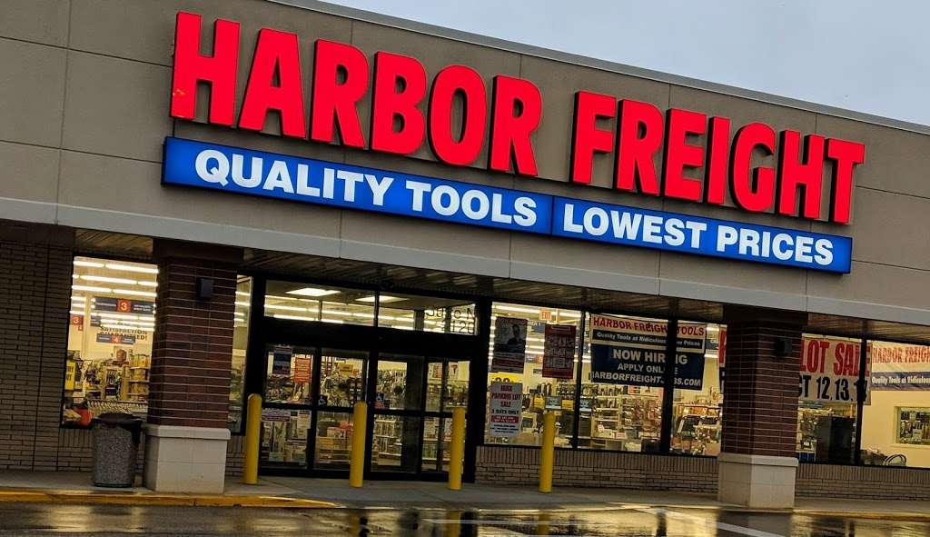 Harbor Freight Tools | 2120 E Moreland Blvd, Waukesha, WI 53186, USA | Phone: (262) 333-0001