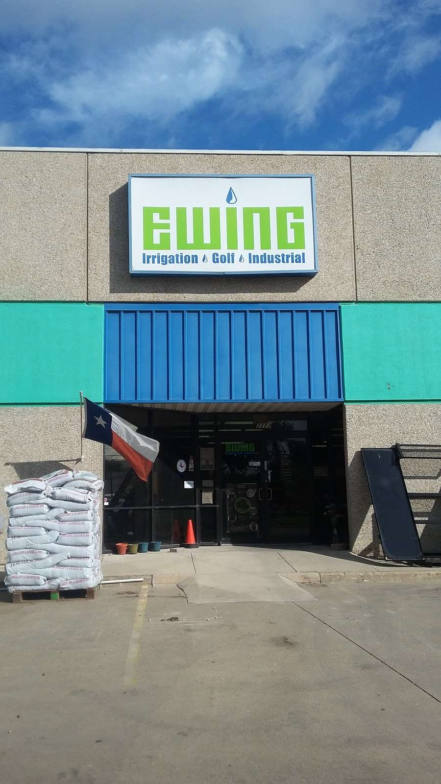 Ewing Irrigation & Landscape Supply | 10525 Wireway Dr, Dallas, TX 75220, USA | Phone: (214) 902-9530