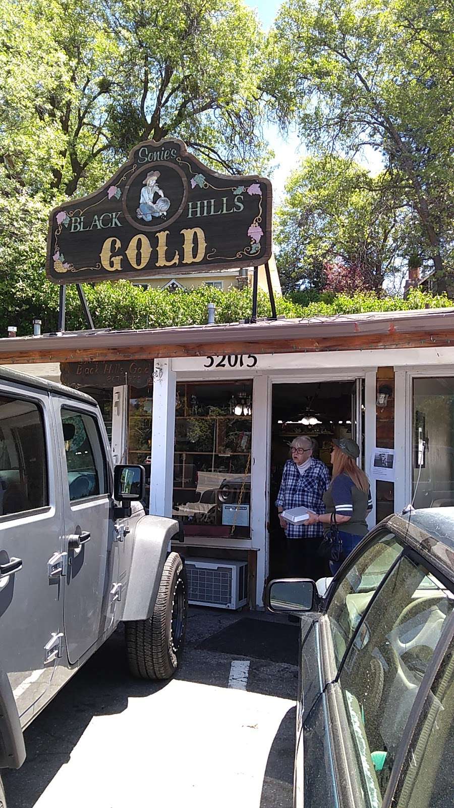 Sonies Black Hills Gold | 32015 Hilltop Blvd, Running Springs, CA 92382, USA