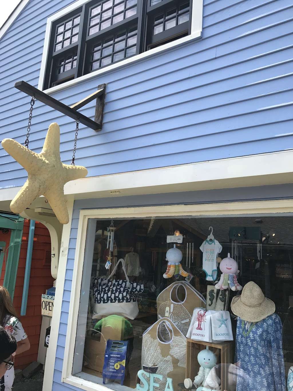 Sea Star | 38 Bearskin Neck, Rockport, MA 01966, USA | Phone: (978) 309-8410